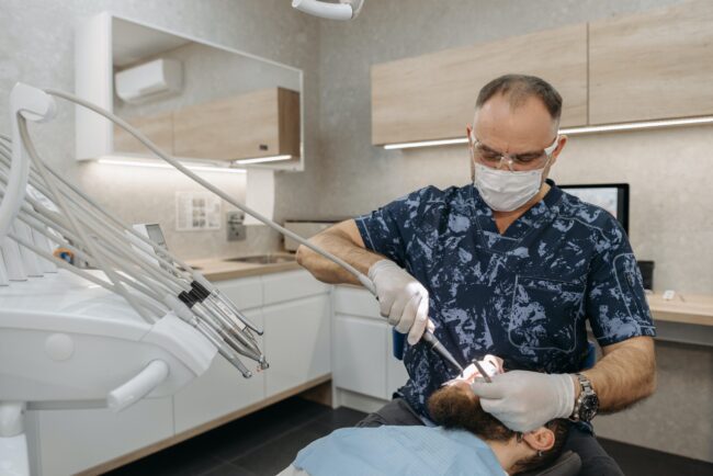 pexels-pavel-danilyuk-6812561-1 Dental habits to avoid before visiting a dentist in London, Ontario