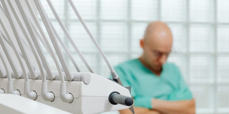 pexels-photo-6627838 Emergency dentist near Masonville Place London Ontario